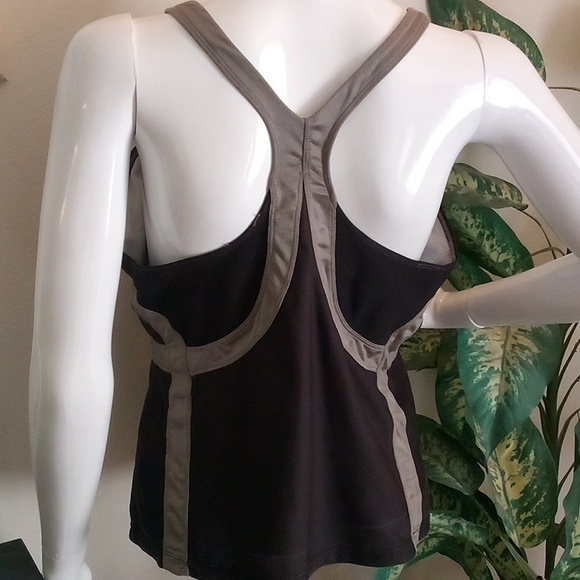 Nike DriFIT Sports Bra Tank Top - Picture 3 of 5